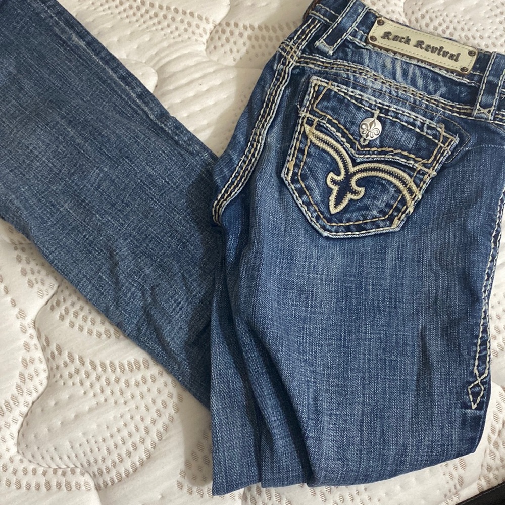 Sell rock revivals